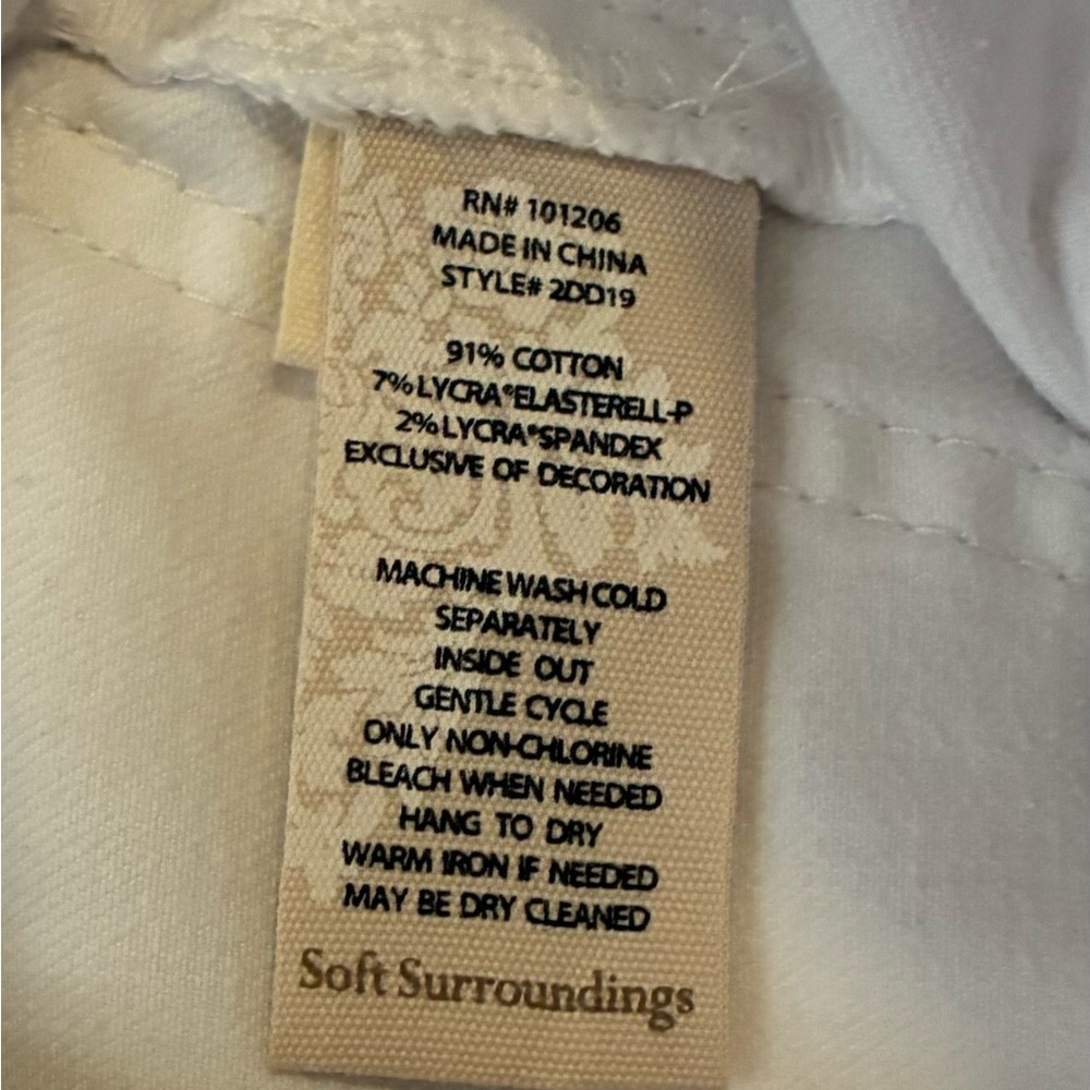 NWT Soft Surroundings White “The Ultimate High Rise Lace Hem Crop Jeans” 8 - Picture 9 of 10